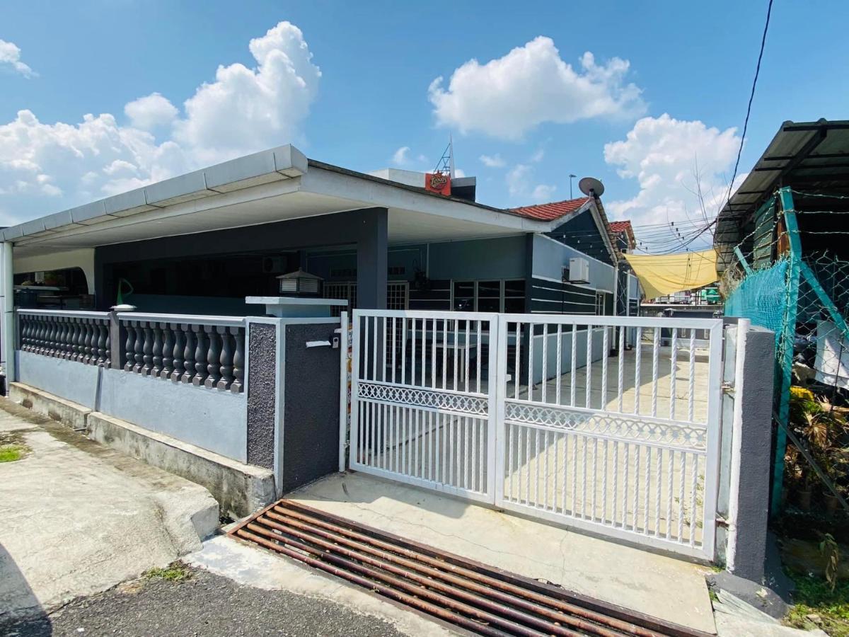 Marida Homestay 1 Musiim Only Seremban Eksteriør billede